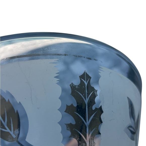 Mid-century Starlyte Chip and Dip Bowls in Silver Leaf - Picture 5 of 13